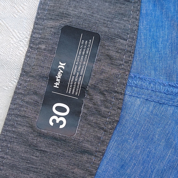 Size 30: Hurley Shorts - Picture 7 of 8